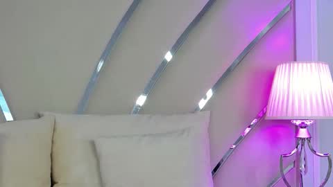 Ivy online show from March 5, 2026, 6:04 pm