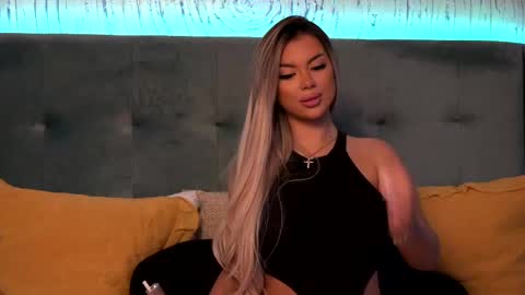  Ivy  online show from February 20, 2025, 8:17 am