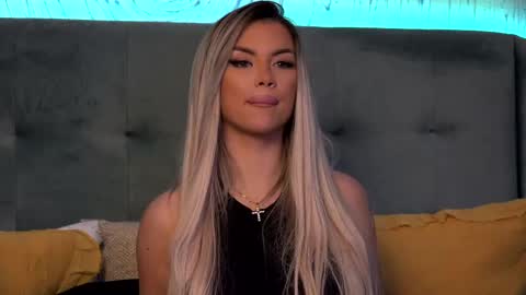  Ivy  online show from February 20, 2025, 11:20 am