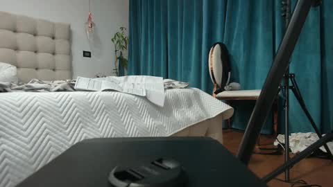 Snapshot of ivyrubens chatting on February 5, 2026, 6:34 pm Ivy online show from February 5, 2026, 6:34 pm