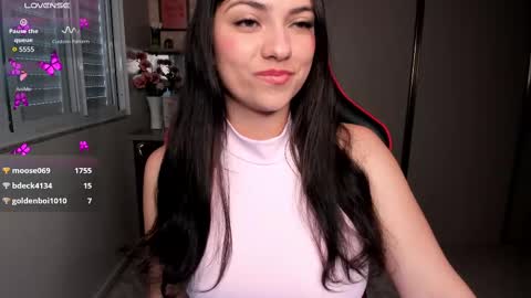 Ivvy online show from October 5, 2025, 2:37 pm