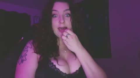 Amiee online show from December 4, 2025, 1:48 am