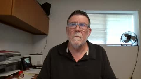 Snapshot of iwantsex724 chatting on November 4, 2025, 12:10 am iwantsex724 online show from November 4, 2025, 12:10 am