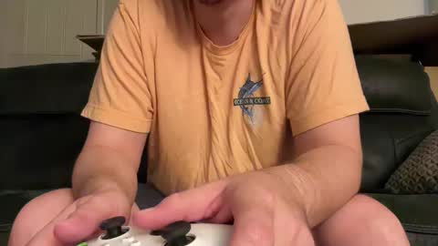 iwantyounow42069 online show from October 29, 2025, 10:33 pm