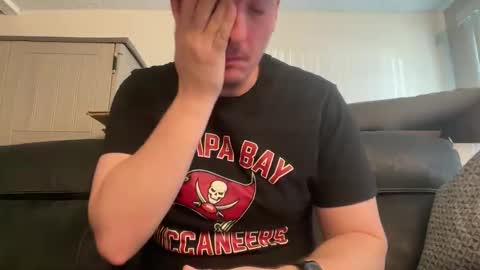 iwantyounow42069 online show from November 23, 2025, 1:44 pm