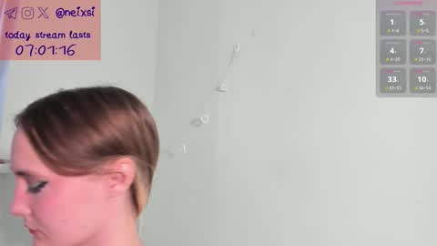 Snapshot of ixsi chatting on September 16, 2025, 1:56 pm Nina online show from September 16, 2025, 1:56 pm