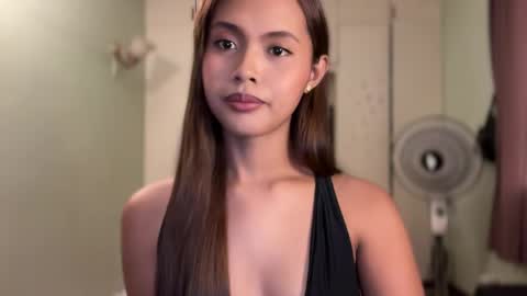 divaonopka online show from April 10, 2026, 5:39 pm