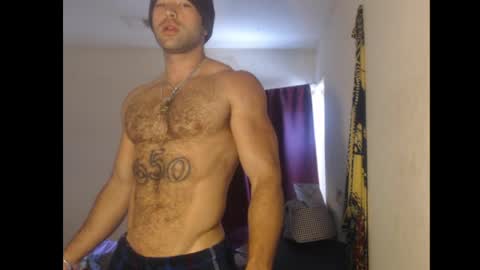 izak144 online show from May 20, 2026, 7:09 pm