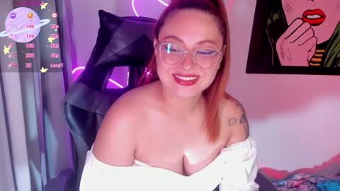 hot izys online show from February 2, 2025, 9:23 pm