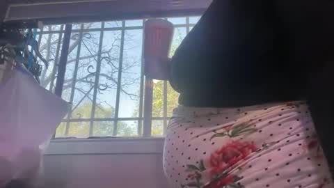 izzyishottttt online show from October 30, 2025, 5:46 pm