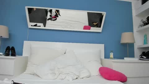 Izzy Mendosa online show from March 7, 2025, 10:21 pm