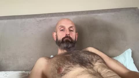 izzysboytoy1 online show from March 7, 2026, 10:12 am