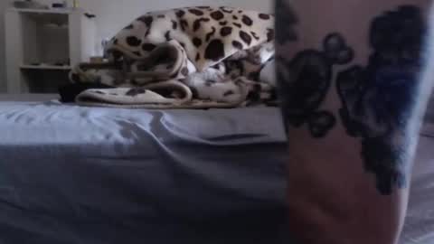 J3RKZ online show from December 13, 2025, 11:21 pm