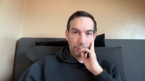 Snapshot of j_dc chatting on September 12, 2025, 9:42 am j_dc online show from September 12, 2025, 9:42 am