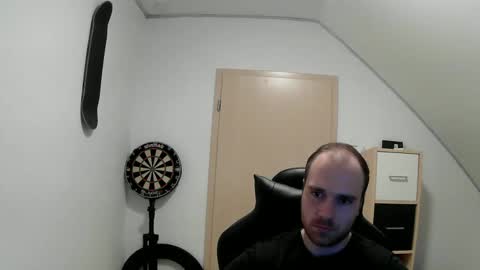 here4y online show from December 5, 2024, 8:00 am