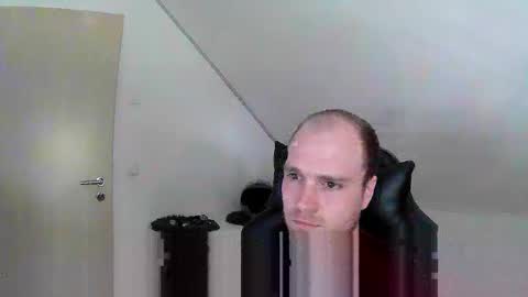 Snapshot of j_german783377 chatting on May 19, 2026, 10:21 am here4y online show from May 19, 2026, 10:21 am