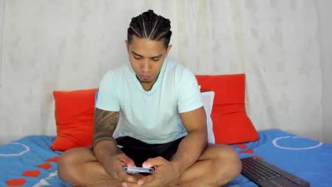 i am juan musiry independent model  online show from February 25, 2025, 6:14 am