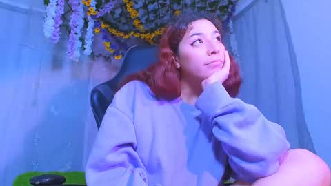 jade 18  online show from December 10, 2024, 4:24 am