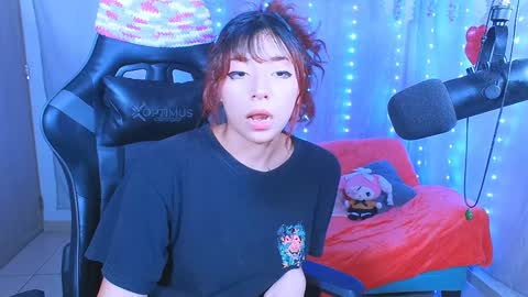 jade 18  online show from December 28, 2024, 3:37 am