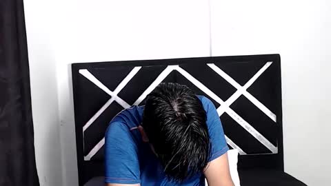 Snapshot of jack03xx_ chatting on May 12, 2026, 12:24 pm Jack online show from May 12, 2026, 12:24 pm