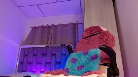 Snapshot of jack_fiire chatting on February 22, 2025, 6:19 pm Jack Fire online show from February 22, 2025, 6:19 pm