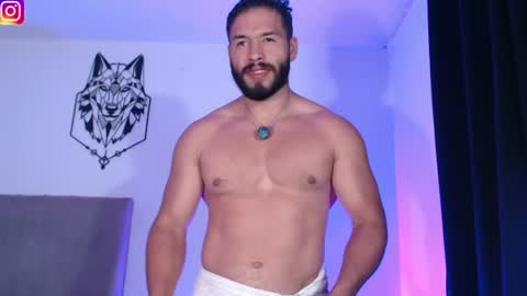 Snapshot of jack_master_muscle chatting on July 7, 2026, 12:02 am jack and leah online show from July 7, 2026, 12:02 am