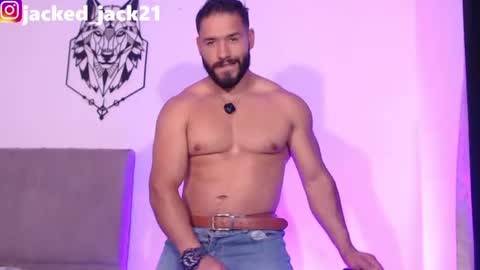 Snapshot of jack_master_muscle chatting on July 10, 2026, 11:40 pm jack and leah online show from July 10, 2026, 11:40 pm