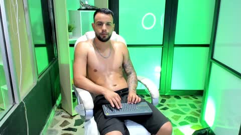 Snapshot of jackblanco_ chatting on January 7, 2025, 11:48 am Jack White online show from January 7, 2025, 11:48 am