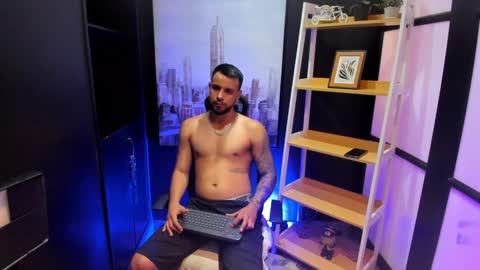 Snapshot of jackblanco_ chatting on January 15, 2025, 2:49 am Jack White online show from January 15, 2025, 2:49 am