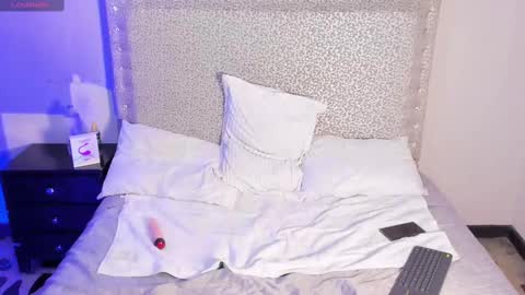 Snapshot of jackblanco_ chatting on February 10, 2025, 4:08 am Jack White online show from February 10, 2025, 4:08 am