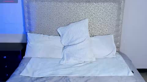 Snapshot of jackblanco_ chatting on February 12, 2025, 4:01 am Jack White online show from February 12, 2025, 4:01 am