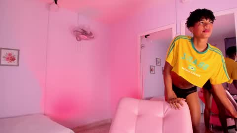 Jackk Russell  online show from April 19, 2026, 4:01 am