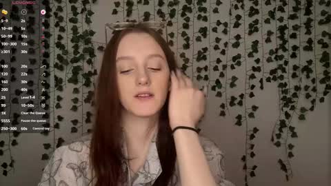 Lisa online show from February 26, 2026, 12:15 pm