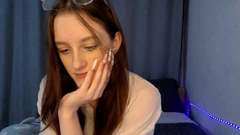 Lisa online show from March 18, 2026, 1:03 pm