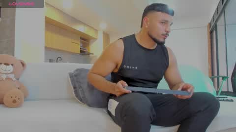 Jackson Wayne online show from October 8, 2025, 10:40 pm