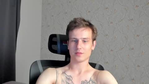 Nikolay online show from June 6, 2026, 7:40 pm