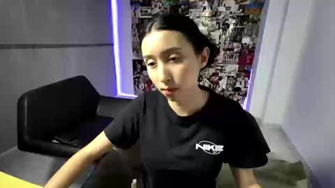 jackyrosee2323 online show from October 1, 2025, 12:49 am