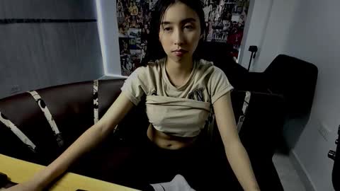 jackyrosee2323 online show from October 9, 2025, 11:14 pm