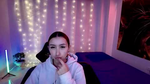 jackyrosee2323 online show from March 25, 2026, 11:27 am