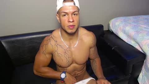 Snapshot of jacob_beckett chatting on February 8, 2025, 3:52 am Jacob online show from February 8, 2025, 3:52 am