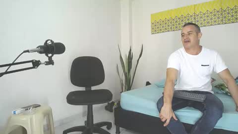 Jacob And Jayden online show from February 1, 2025, 7:13 pm