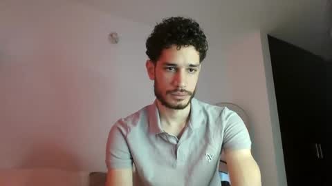 JACOB  ROBIN online show from October 8, 2025, 2:36 pm