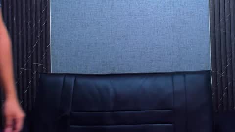 jacobsthorm online show from October 29, 2025, 3:20 am