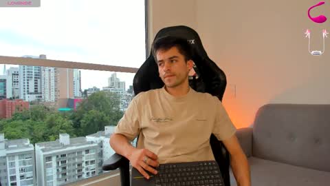 JACOB STONES online show from October 31, 2025, 8:21 pm