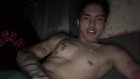 Snapshot of jacobthebezt chatting on April 29, 2026, 9:21 pm Jacob online show from April 29, 2026, 9:21 pm