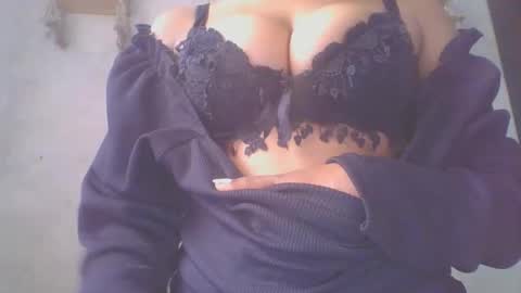 jacqueline_fernandez online show from January 15, 2026, 7:24 am