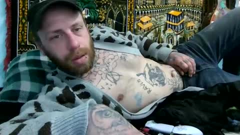vincentlove online show from January 5, 2025, 8:42 pm