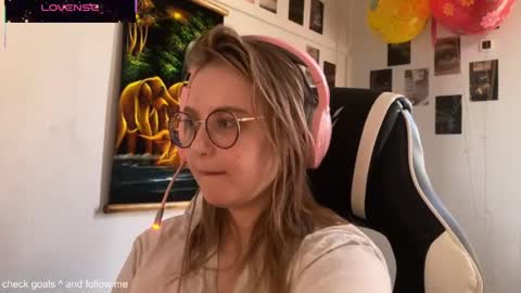 Snapshot of jacywinslat chatting on October 18, 2025, 1:34 pm jacywinslat online show from October 18, 2025, 1:34 pm