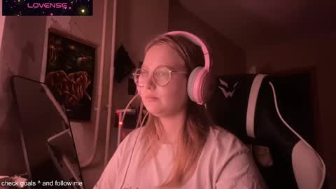 Snapshot of jacywinslat chatting on November 14, 2025, 5:33 pm jacywinslat online show from November 14, 2025, 5:33 pm