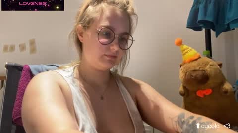 Snapshot of jacywinslat chatting on January 9, 2026, 12:08 pm jacywinslat online show from January 9, 2026, 12:08 pm